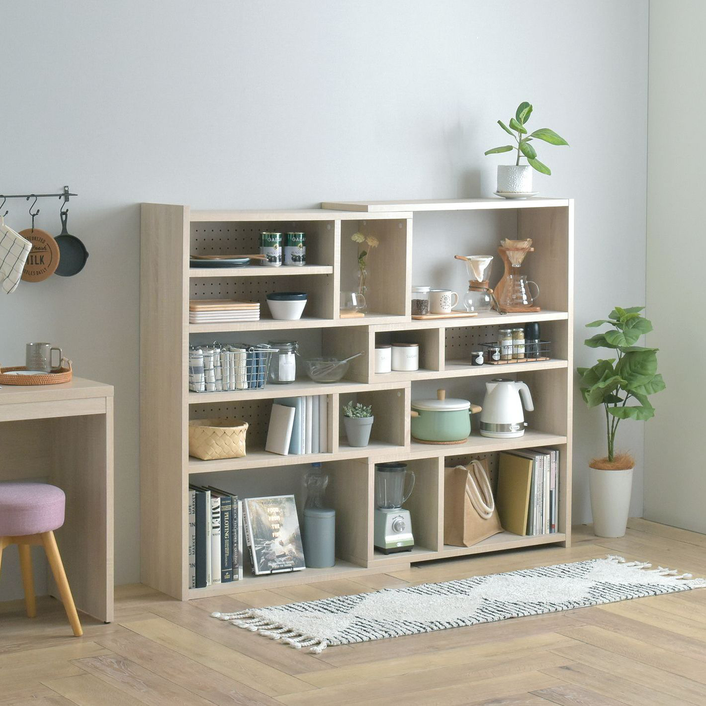 オープンラックだから見せる収納インテリアとしても