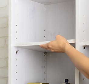 入れるものによって棚の高さ変更が可能です